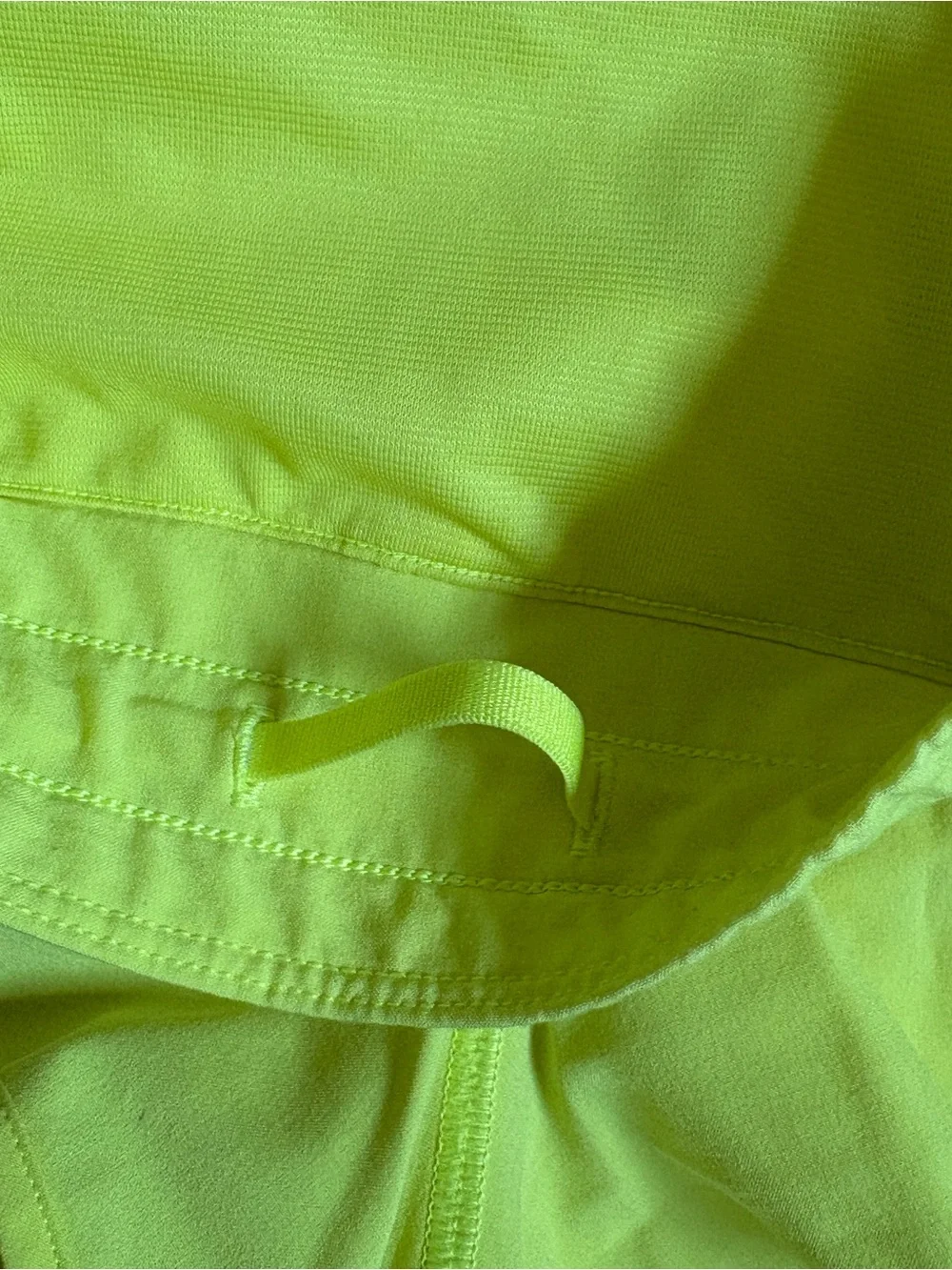Lululemon Athletica Hotty Hot Low-Rise Lined Short 2.5 Inseam Electric Lemon - Picture 9 of 12